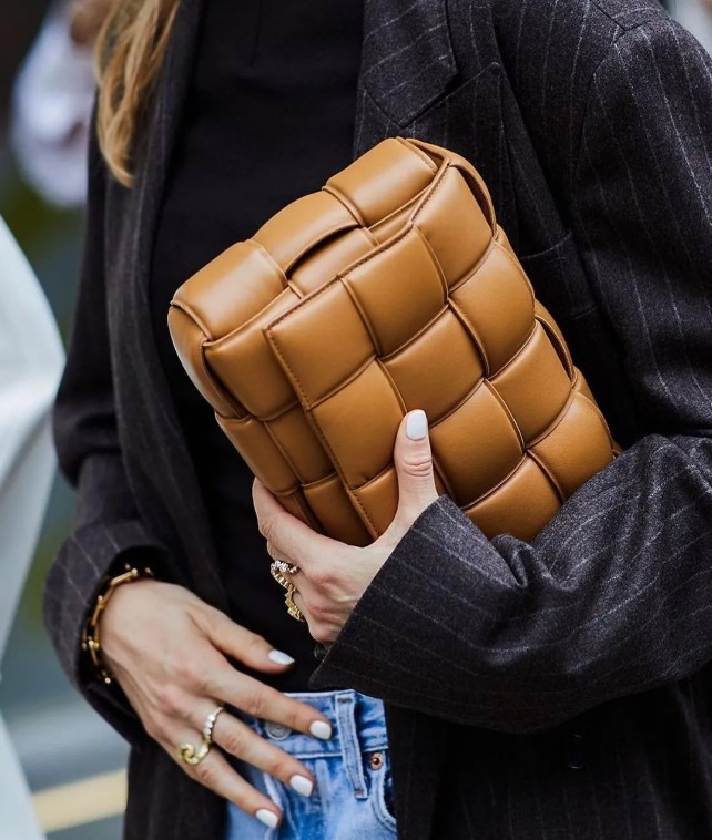 Daniel Lee quit! Hurry up and buy Bottega Veneta replica bags! (2022 Updated)-Best Quality Fake designer Bag Review, Replica designer bag ru Daniel Lee quit! Hurry up and buy Bottega Veneta replica bags! (2022 Updated)-Best Quality Fake designer Bag Review, Replica designer bag ru