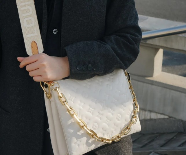 One of Louis Vuitton most popular bags: Coussin (2022 Updated)-Best Quality Fake designer Bag Review, Replica designer bag ru