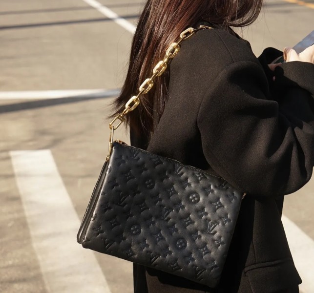One of Louis Vuitton most popular bags: Coussin (2022 Updated)-Best Quality Fake designer Bag Review, Replica designer bag ru