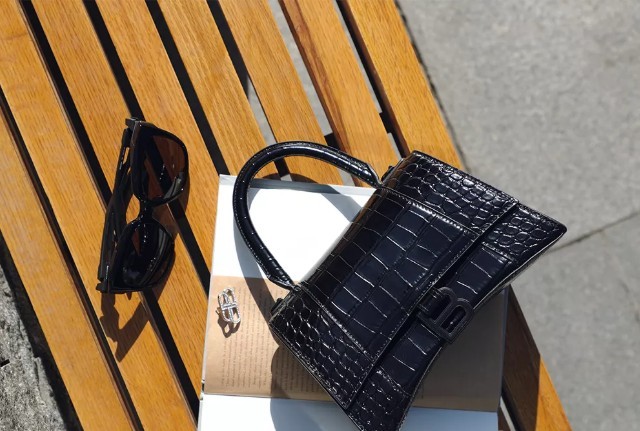 The most worth buying Balenciaga replica bags: Hourglass (2022 Special)-Best Quality Fake designer Bag Review, Replica designer bag ru
