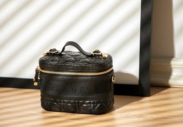One of the most worthwhile replica bags to buy: DIOR TRAVEL (2022 Special)-Best Quality Fake designer Bag Review, Replica designer bag ru