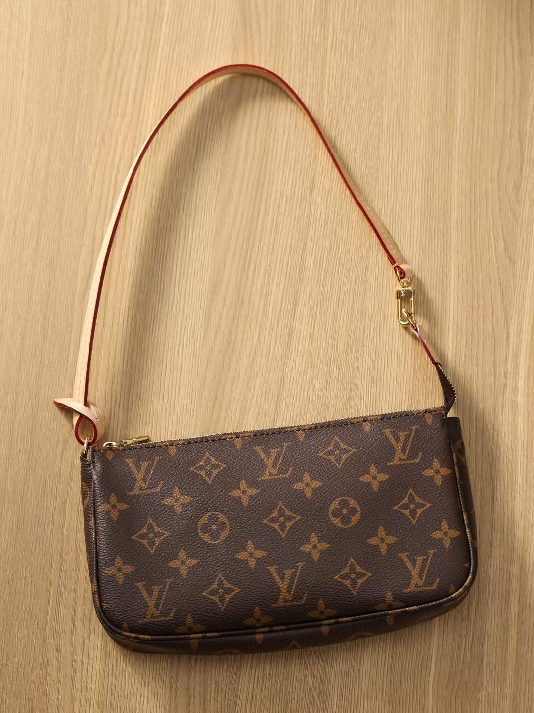 Louis Vuitton M40712 Pochette Accessoires top replica bag 23.5 x 13.5 x 4 cm (2022 Latest)-Best Quality Fake designer Bag Review, Replica designer bag ru Louis Vuitton M40712 Pochette Accessoires top replica bag 23.5 x 13.5 x 4 cm (2022 Latest)-Best Quality Fake designer Bag Review, Replica designer bag ru