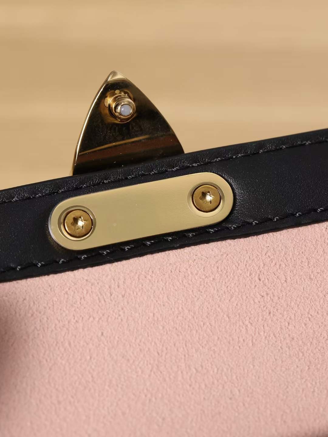 M58655 Louis Vuitton PAPILLON TRUNK top replica bags 19x9x9cm Monogram interior detail (2022 Updated)-Best Quality Fake designer Bag Review, Replica designer bag ru M58655 Louis Vuitton PAPILLON TRUNK top replica bags 19x9x9cm Monogram interior detail (2022 Updated)-Best Quality Fake designer Bag Review, Replica designer bag ru