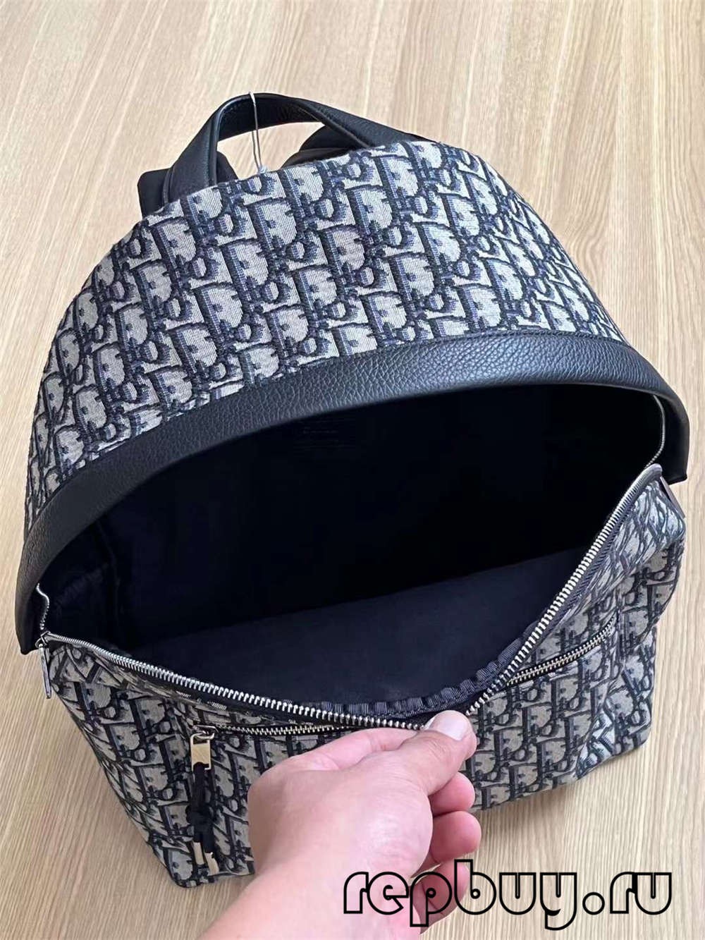 Dior blue embroidery Oblique print top replica duffel bag (2022 Edition)-Best Quality Fake designer Bag Review, Replica designer bag ru Dior blue embroidery Oblique print top replica duffel bag (2022 Edition)-Best Quality Fake designer Bag Review, Replica designer bag ru