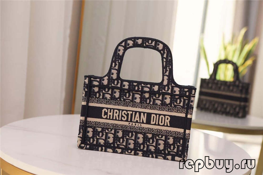 Dior Book Tote mini top replica bags 22.5cm (2022 Edition )-Best Quality Fake designer Bag Review, Replica designer bag ru Dior Book Tote mini top replica bags 22.5cm (2022 Edition )-Best Quality Fake designer Bag Review, Replica designer bag ru