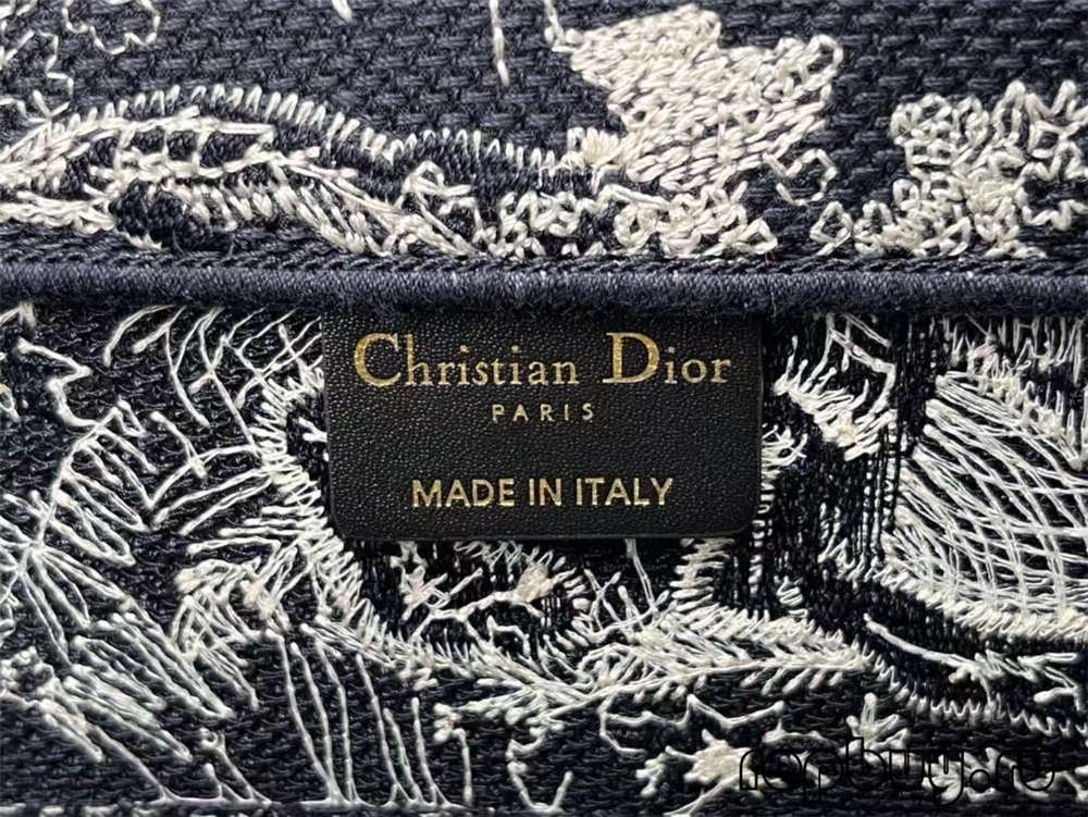 Dior Book Tote Top Replica Bags 41.5cm Details (2022 Edition )-Best Quality Fake designer Bag Review, Replica designer bag ru Dior Book Tote Top Replica Bags 41.5cm Details (2022 Edition )-Best Quality Fake designer Bag Review, Replica designer bag ru