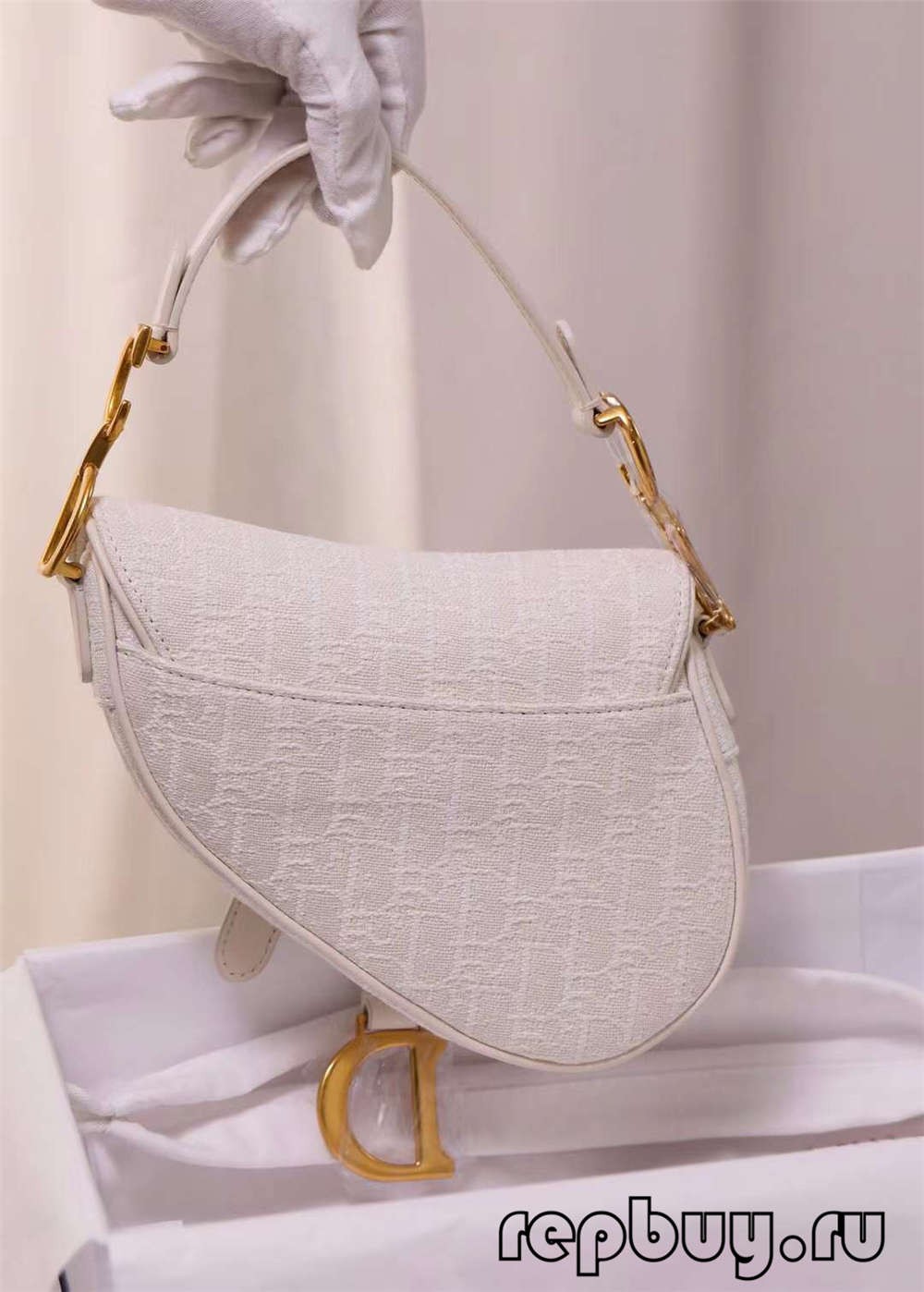 Dior top replica bags white saddle bag 21cm small (2022 Edition)-Best Quality Fake designer Bag Review, Replica designer bag ru Dior top replica bags white saddle bag 21cm small (2022 Edition)-Best Quality Fake designer Bag Review, Replica designer bag ru
