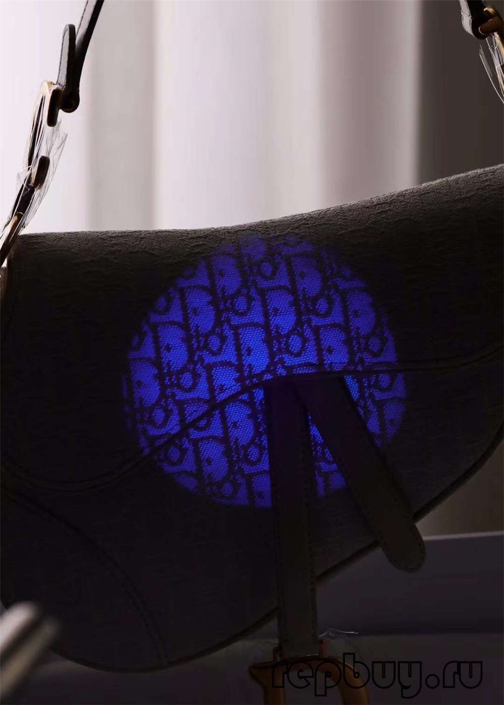 Dior top replica bags white saddle bag large 25cm fluorescent effect details (2022 Latest)-Best Quality Fake designer Bag Review, Replica designer bag ru Dior top replica bags white saddle bag large 25cm fluorescent effect details (2022 Latest)-Best Quality Fake designer Bag Review, Replica designer bag ru