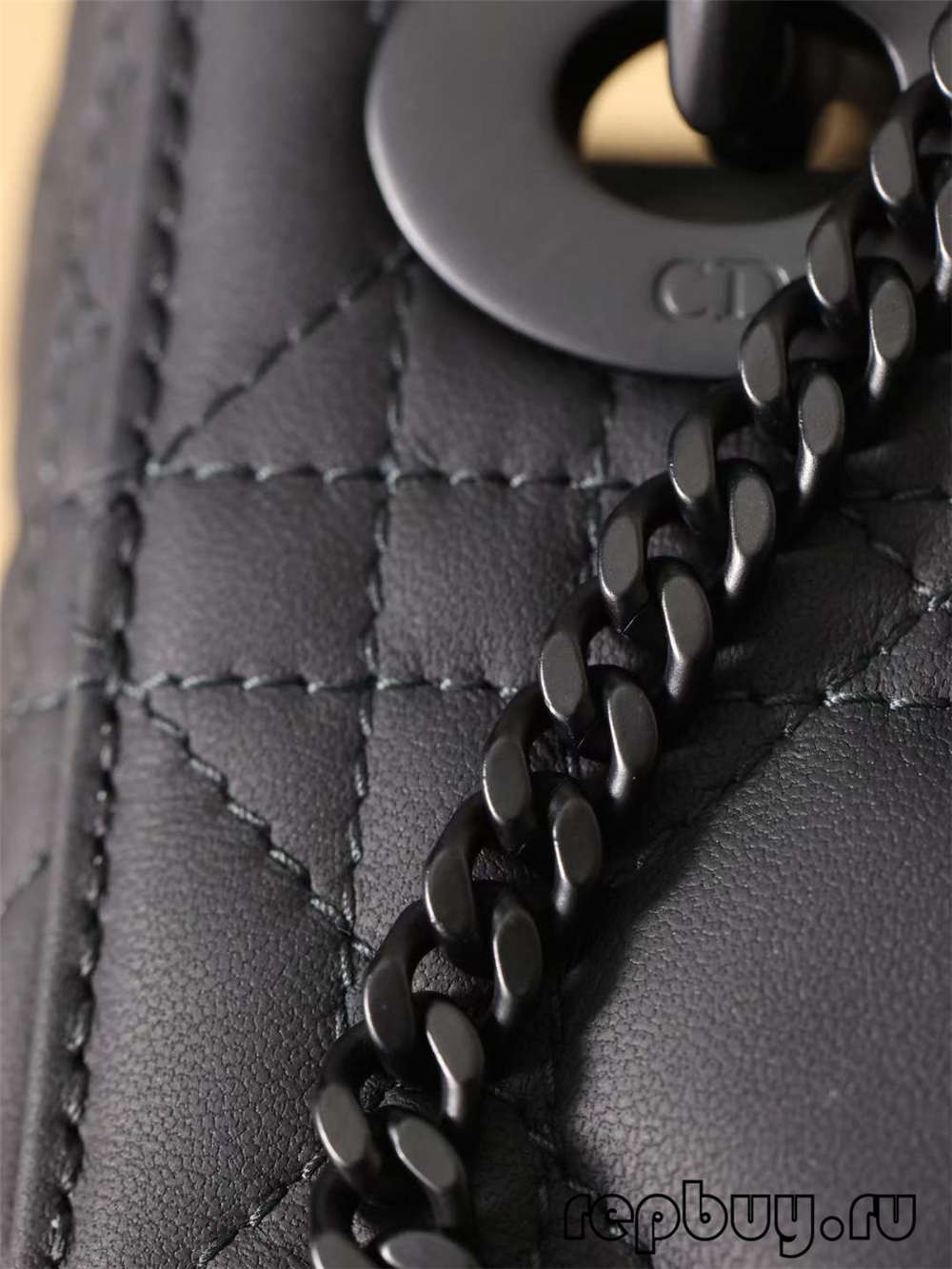 LADY DIOR Mini Black Top Replica Handbag Matte Cowhide Shoulder Strap and Zipper Detail (2022 Updated)-Best Quality Fake designer Bag Review, Replica designer bag ru LADY DIOR Mini Black Top Replica Handbag Matte Cowhide Shoulder Strap and Zipper Detail (2022 Updated)-Best Quality Fake designer Bag Review, Replica designer bag ru
