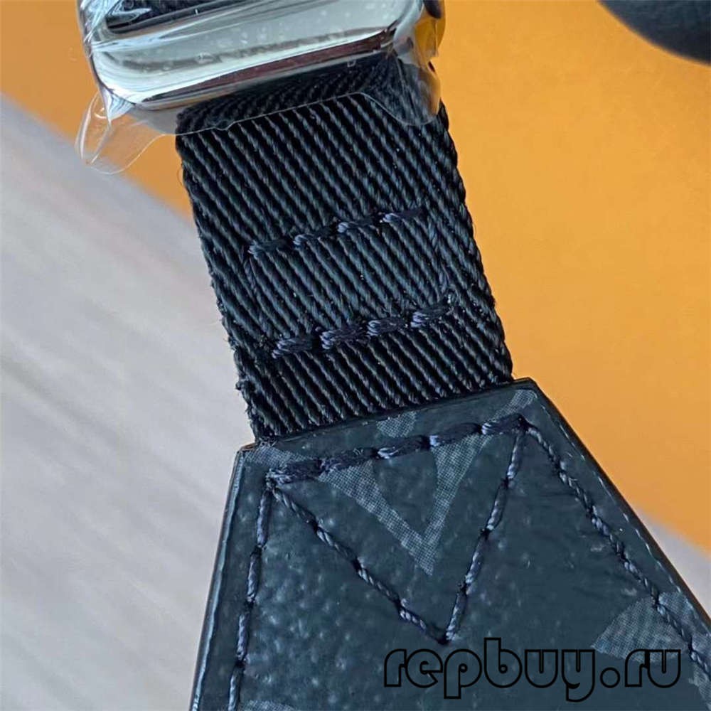 Louis Vuitton M30233 OUTDOOR top replica messenger bag for men Hardware and stitching details (2022 Edition)-Best Quality Fake designer Bag Review, Replica designer bag ru Louis Vuitton M30233 OUTDOOR top replica messenger bag for men Hardware and stitching details (2022 Edition)-Best Quality Fake designer Bag Review, Replica designer bag ru