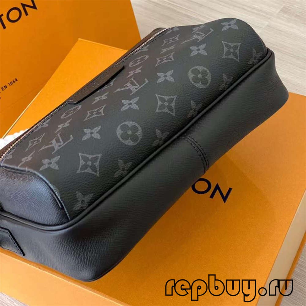 Louis Vuitton M30233 OUTDOOR top replica messenger bag for men (2022 Latest)-Best Quality Fake designer Bag Review, Replica designer bag ru