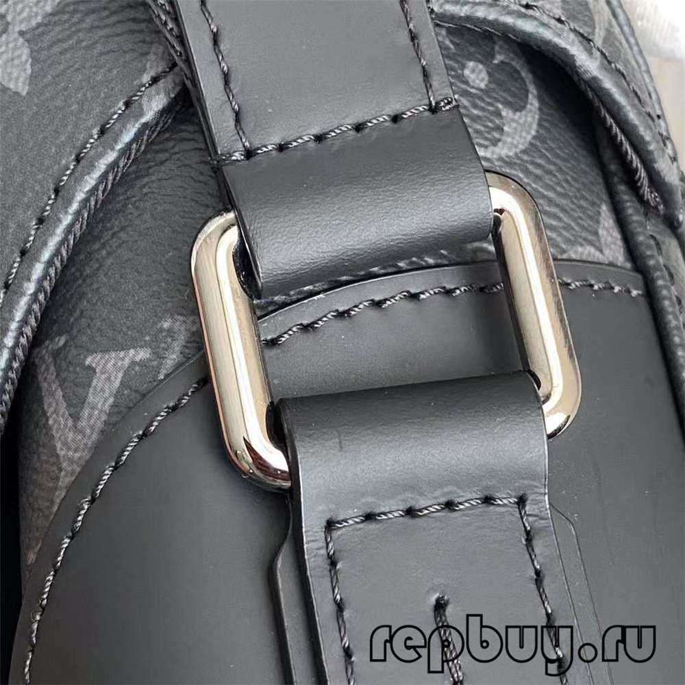 Louis Vuitton M40511 Voyager Traveler Men’s Top Replica Messenger Bag Fabric and hardware details (2022 Updated)-Best Quality Fake designer Bag Review, Replica designer bag ru Louis Vuitton M40511 Voyager Traveler Men’s Top Replica Messenger Bag Fabric and hardware details (2022 Updated)-Best Quality Fake designer Bag Review, Replica designer bag ru