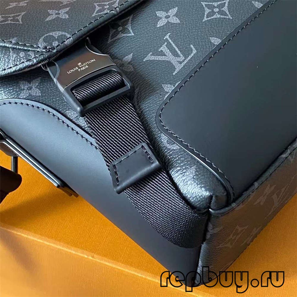 Louis Vuitton M40511 Voyager Traveler Men’s Top Replica Messenger Bag (2022 Latest)-Best Quality Fake designer Bag Review, Replica designer bag ru