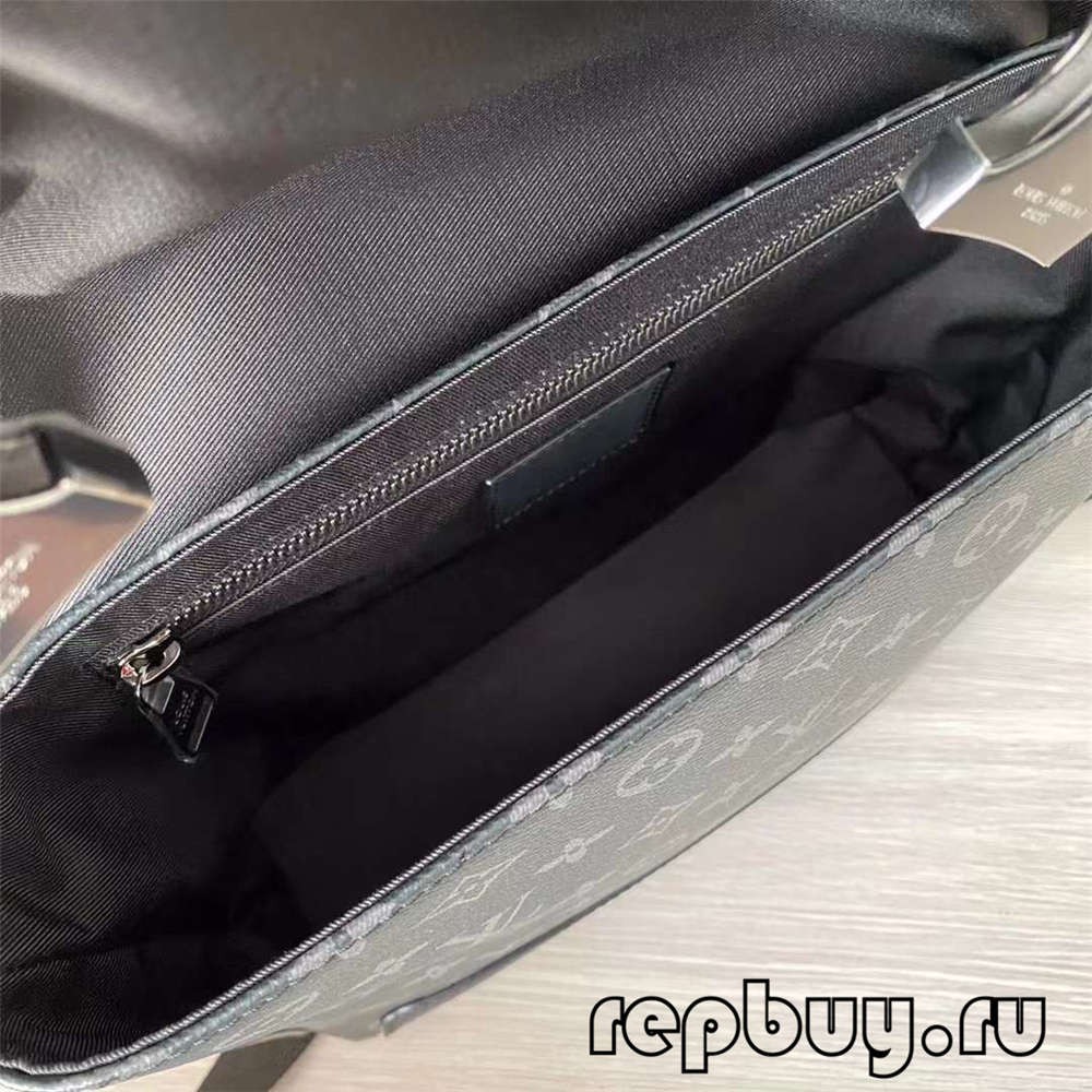 Louis Vuitton M40511 Voyager Traveler Men’s Top Replica Messenger Bag (2022 Latest)-Best Quality Fake designer Bag Review, Replica designer bag ru