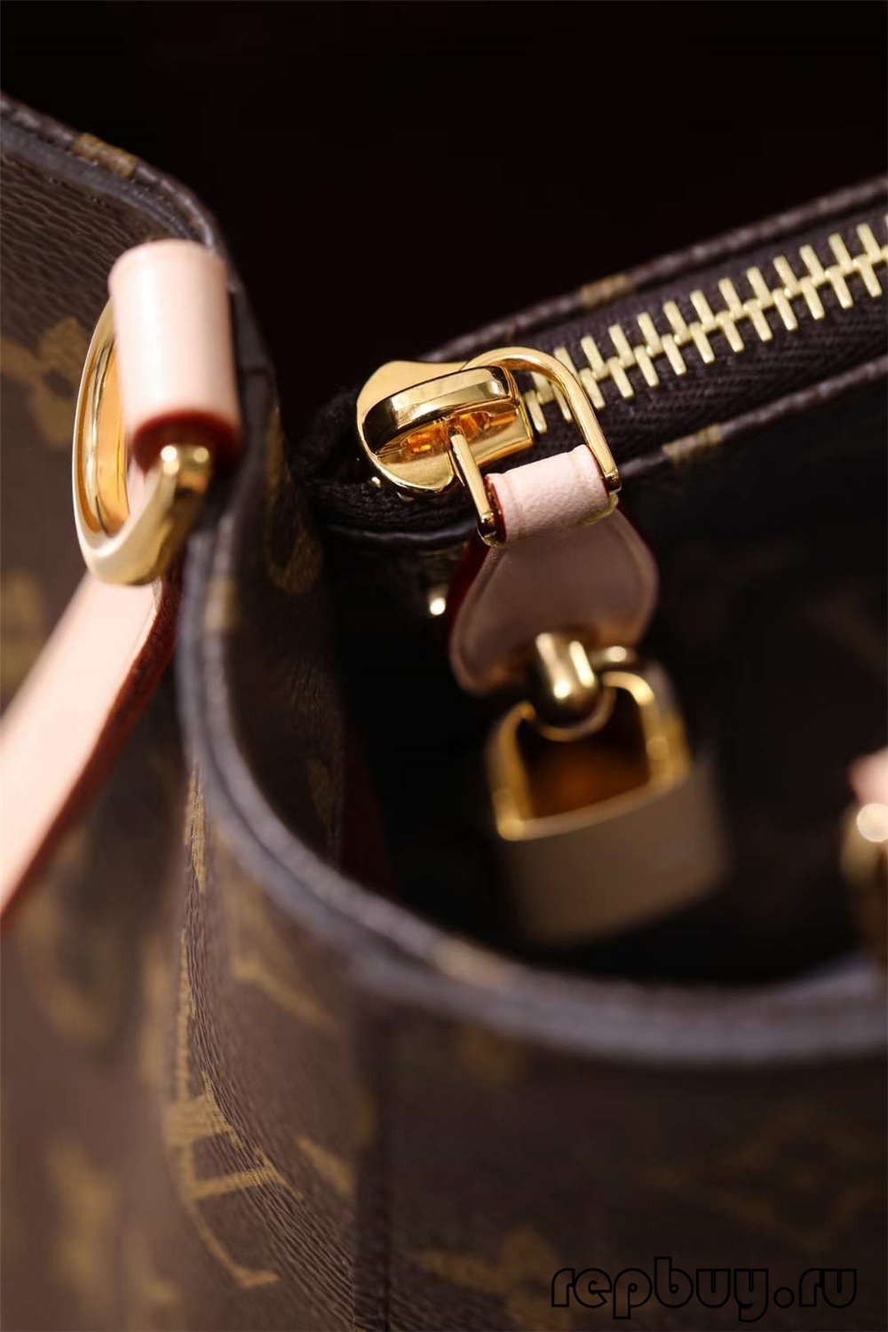 Louis Vuitton M41055 Montaigne BB top replica handbags Hardware details (2022 Latest)-Best Quality Fake designer Bag Review, Replica designer bag ru Louis Vuitton M41055 Montaigne BB top replica handbags Hardware details (2022 Latest)-Best Quality Fake designer Bag Review, Replica designer bag ru