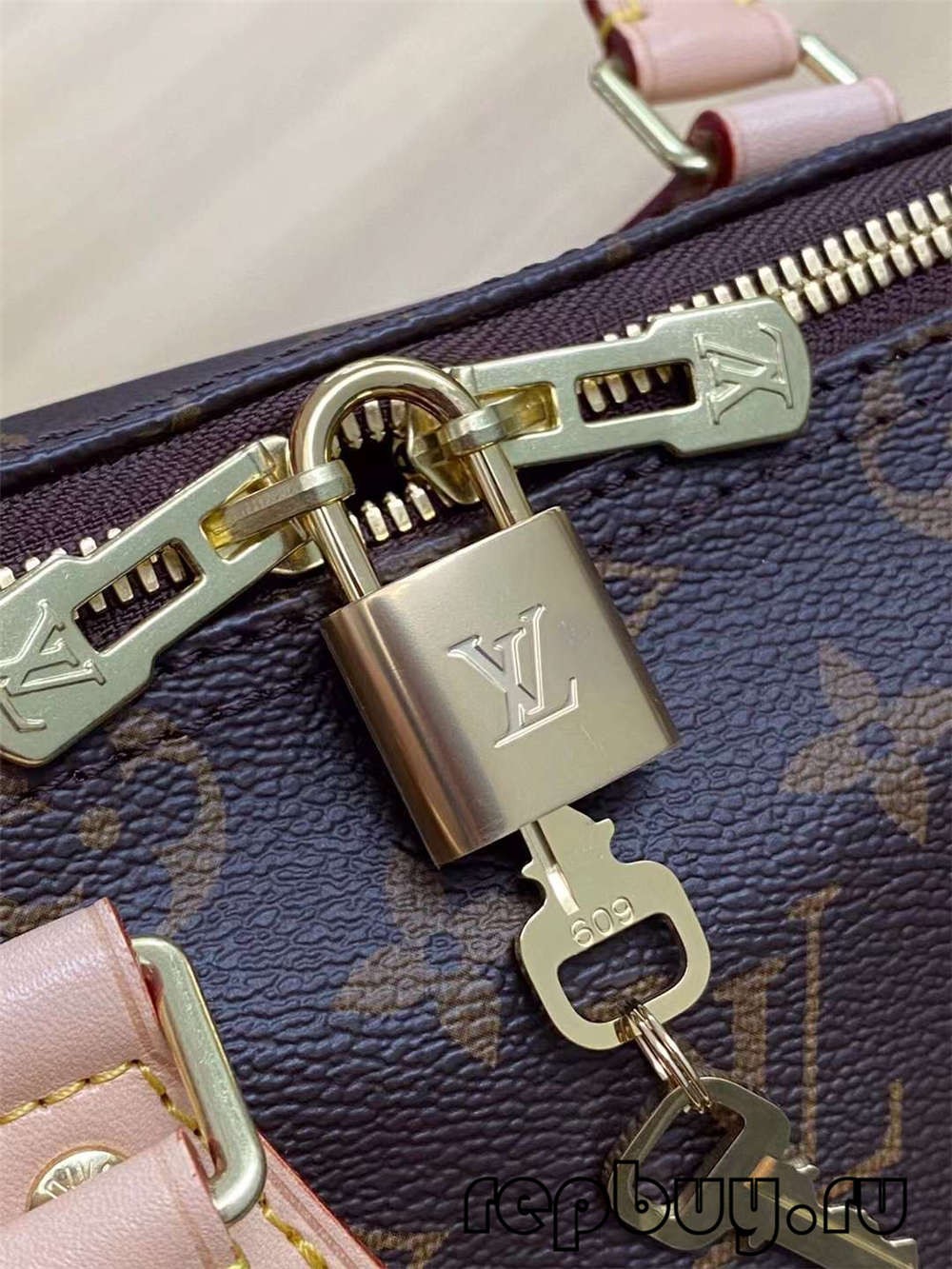 Louis Vuitton M41113 Speed 25 Top Replica Handbags Hardware Details (2022 Updated)-Best Quality Fake designer Bag Review, Replica designer bag ru Louis Vuitton M41113 Speed 25 Top Replica Handbags Hardware Details (2022 Updated)-Best Quality Fake designer Bag Review, Replica designer bag ru