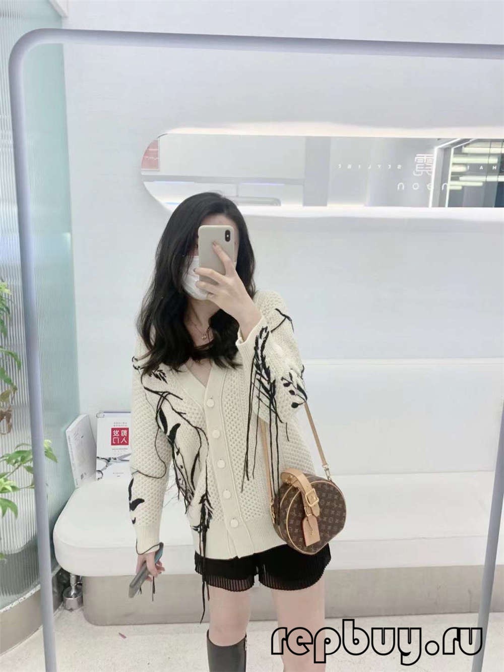 Louis Vuitton M43514 PETITE BOITE CHAPEAU 17.5cm top replica bags Daily use effect (2022 Latest)-Best Quality Fake designer Bag Review, Replica designer bag ru Louis Vuitton M43514 PETITE BOITE CHAPEAU 17.5cm top replica bags Daily use effect (2022 Latest)-Best Quality Fake designer Bag Review, Replica designer bag ru