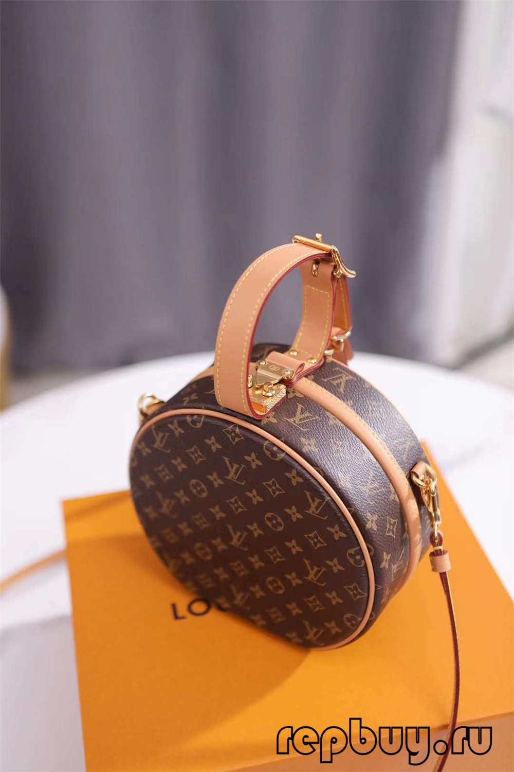 Louis Vuitton M43514 PETITE BOITE CHAPEAU 17.5cm top replica bags (2022 Special)-Best Quality Fake designer Bag Review, Replica designer bag ru Louis Vuitton M43514 PETITE BOITE CHAPEAU 17.5cm top replica bags (2022 Special)-Best Quality Fake designer Bag Review, Replica designer bag ru