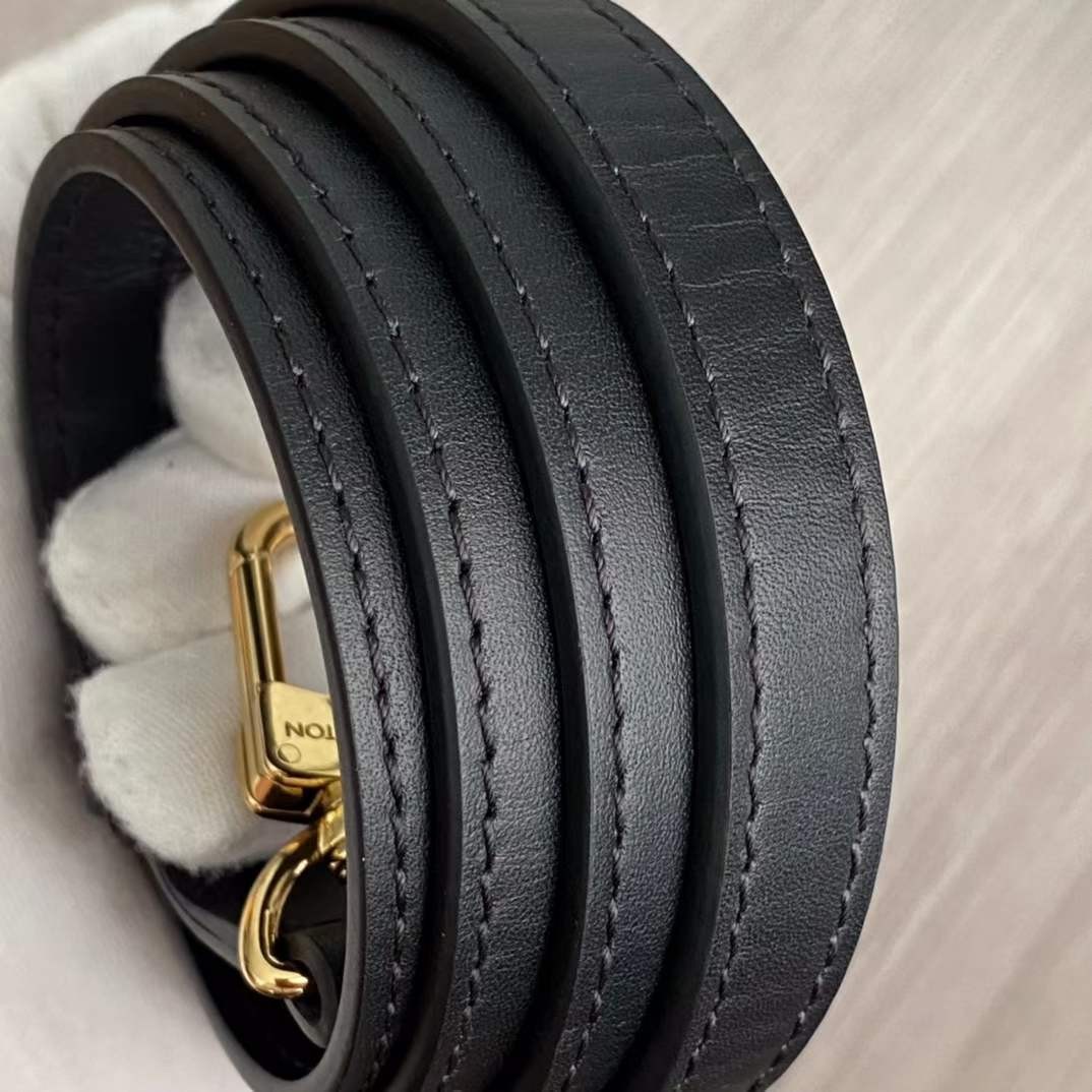 Louis Vuitton M44020 NÉONOÉ top replica handbags Hardware details (2022 Special)-Best Quality Fake designer Bag Review, Replica designer bag ru