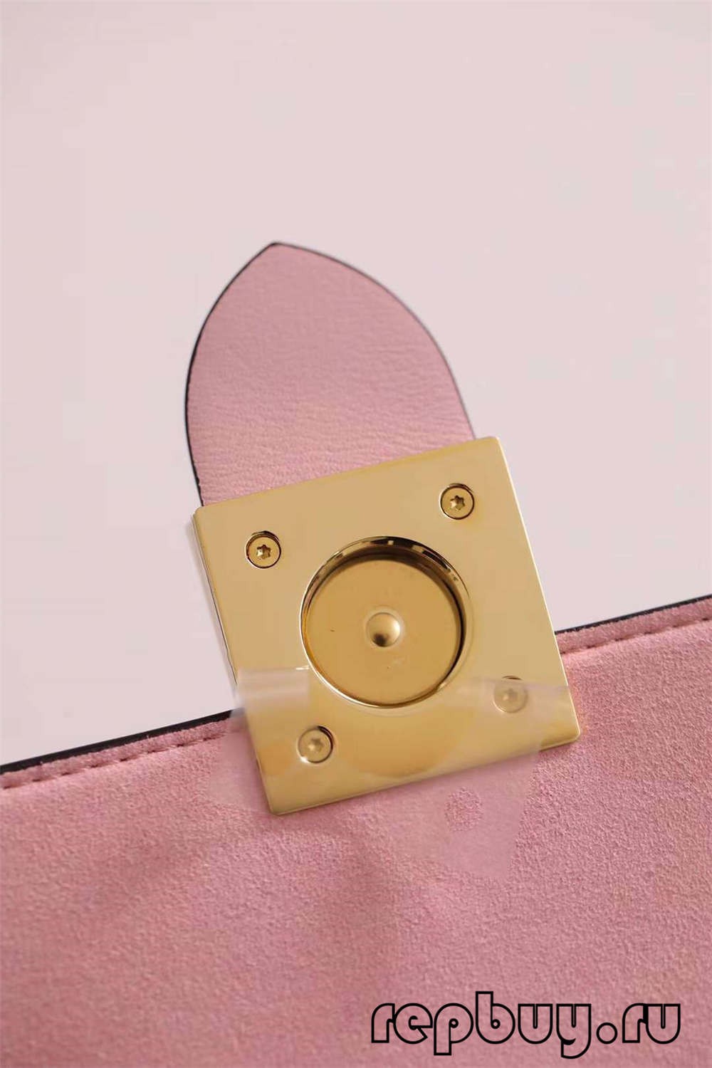 Louis Vuitton M44080 20cm Lock BB Pink Top Replica Bags (2022 Edition)-Best Quality Fake designer Bag Review, Replica designer bag ru Louis Vuitton M44080 20cm Lock BB Pink Top Replica Bags (2022 Edition)-Best Quality Fake designer Bag Review, Replica designer bag ru