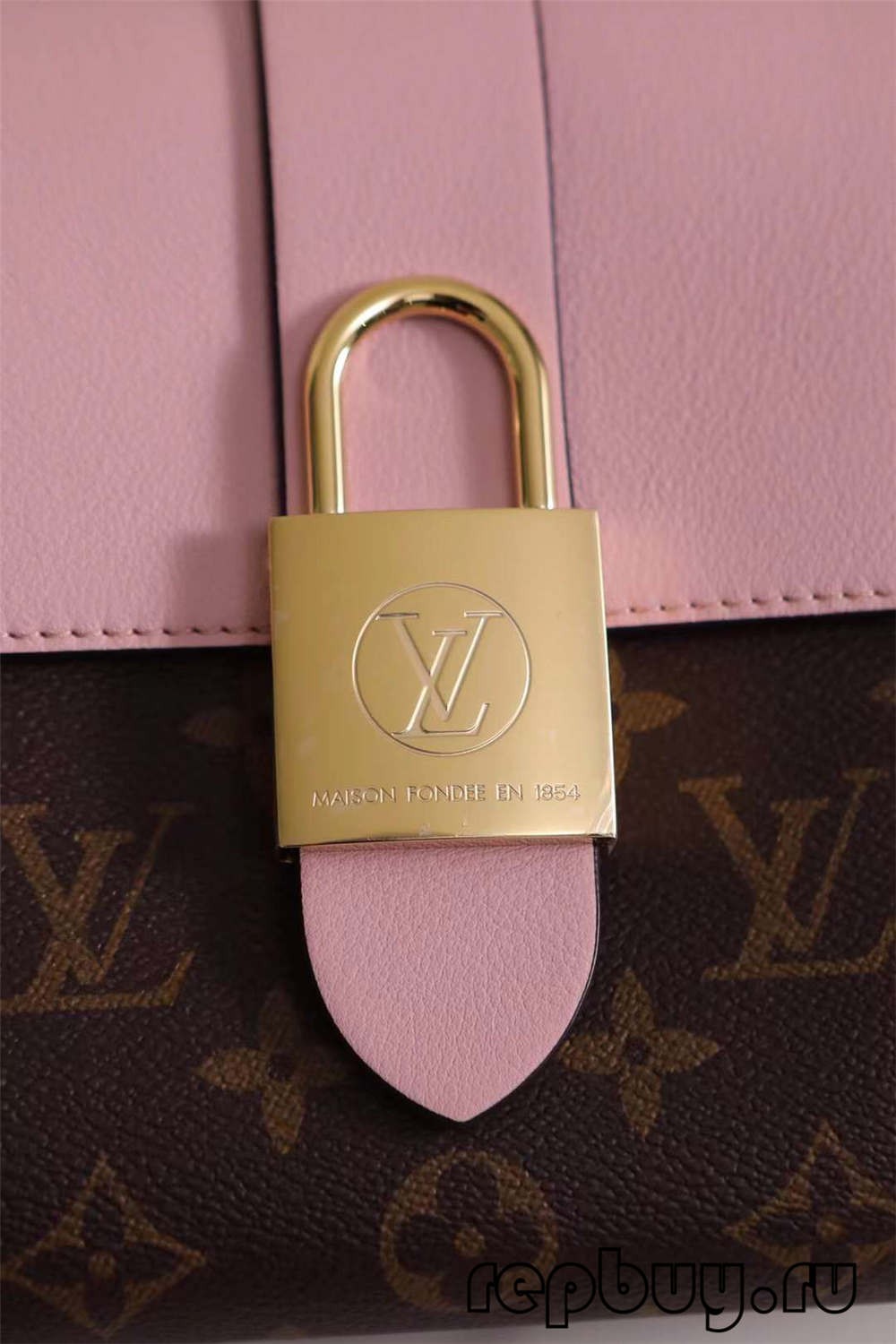 Louis Vuitton M44080 20cm Lock BB Pink Top Replica Bags (2022 Edition)-Best Quality Fake designer Bag Review, Replica designer bag ru Louis Vuitton M44080 20cm Lock BB Pink Top Replica Bags (2022 Edition)-Best Quality Fake designer Bag Review, Replica designer bag ru