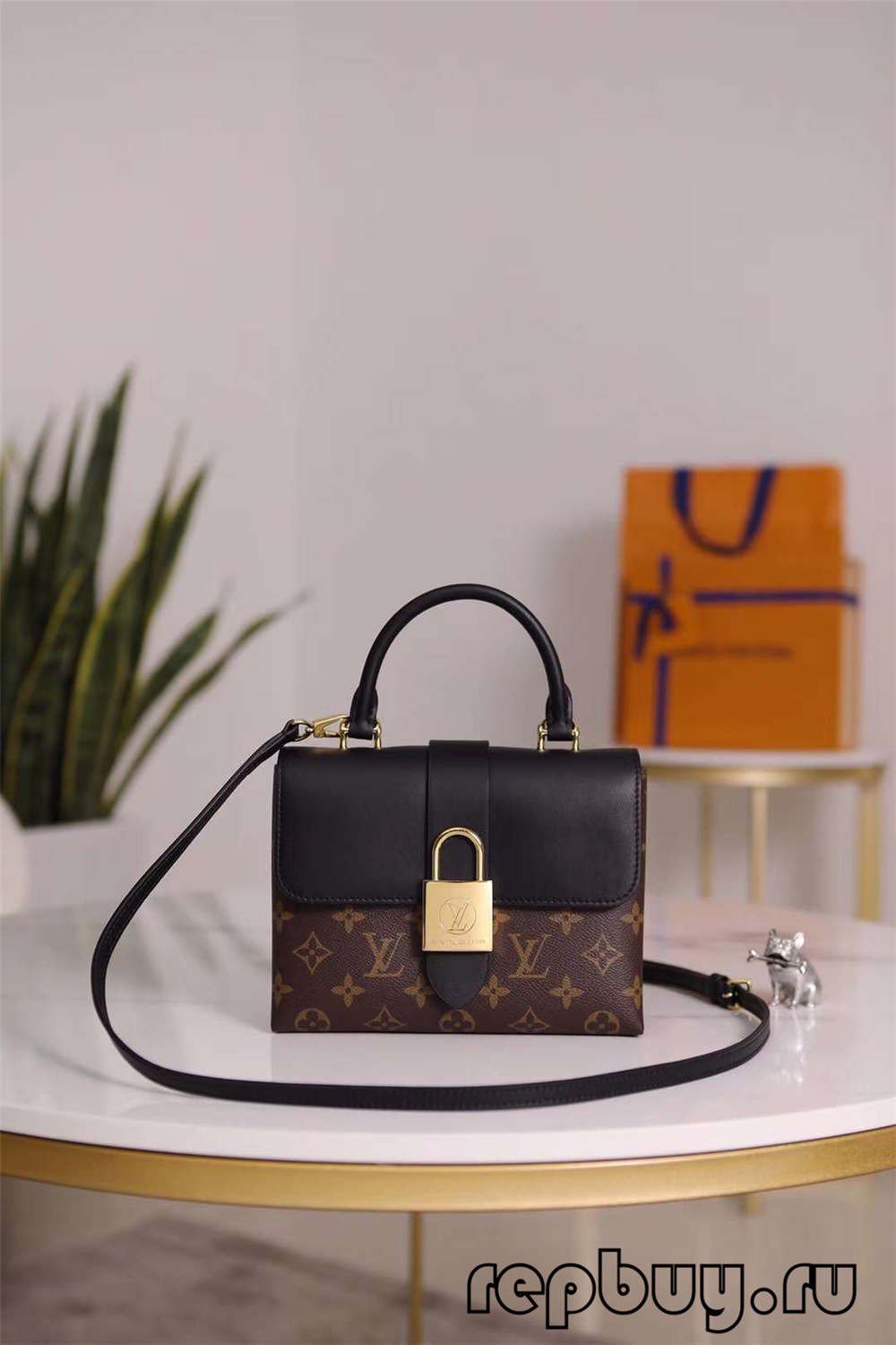 Louis Vuitton M44141 20cm Lock BB Black top replica bags (2022 Special)-Best Quality Fake designer Bag Review, Replica designer bag ru Louis Vuitton M44141 20cm Lock BB Black top replica bags (2022 Special)-Best Quality Fake designer Bag Review, Replica designer bag ru