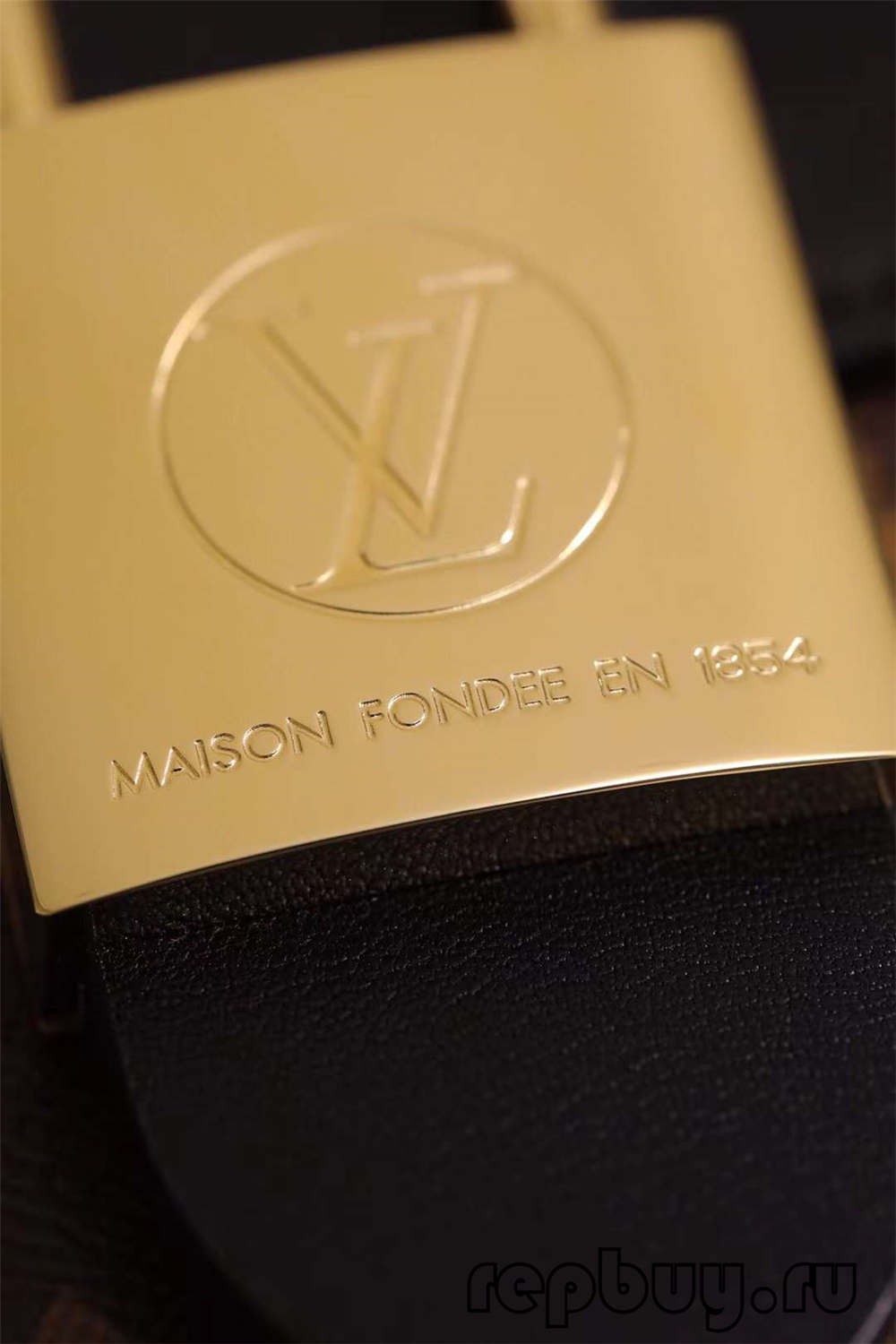 Louis Vuitton M44141 20cm Lock BB Black top replica bags (2022 Special)-Best Quality Fake designer Bag Review, Replica designer bag ru Louis Vuitton M44141 20cm Lock BB Black top replica bags (2022 Special)-Best Quality Fake designer Bag Review, Replica designer bag ru