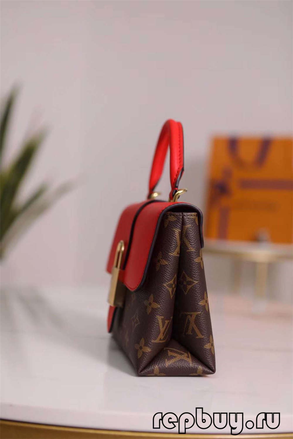 Louis Vuitton M44322 20cm Lock BB Red Top Replica Bags (2022 Latest)-Best Quality Fake designer Bag Review, Replica designer bag ru Louis Vuitton M44322 20cm Lock BB Red Top Replica Bags (2022 Latest)-Best Quality Fake designer Bag Review, Replica designer bag ru