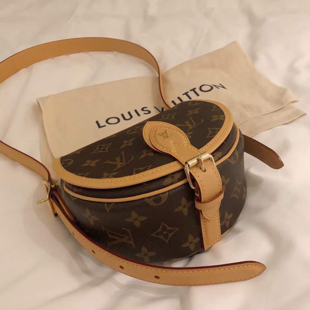 Louis Vuitton M44860 Tambourin Top Replica Handbags Customer’s photo (2022 Special)-Best Quality Fake designer Bag Review, Replica designer bag ru Louis Vuitton M44860 Tambourin Top Replica Handbags Customer’s photo (2022 Special)-Best Quality Fake designer Bag Review, Replica designer bag ru