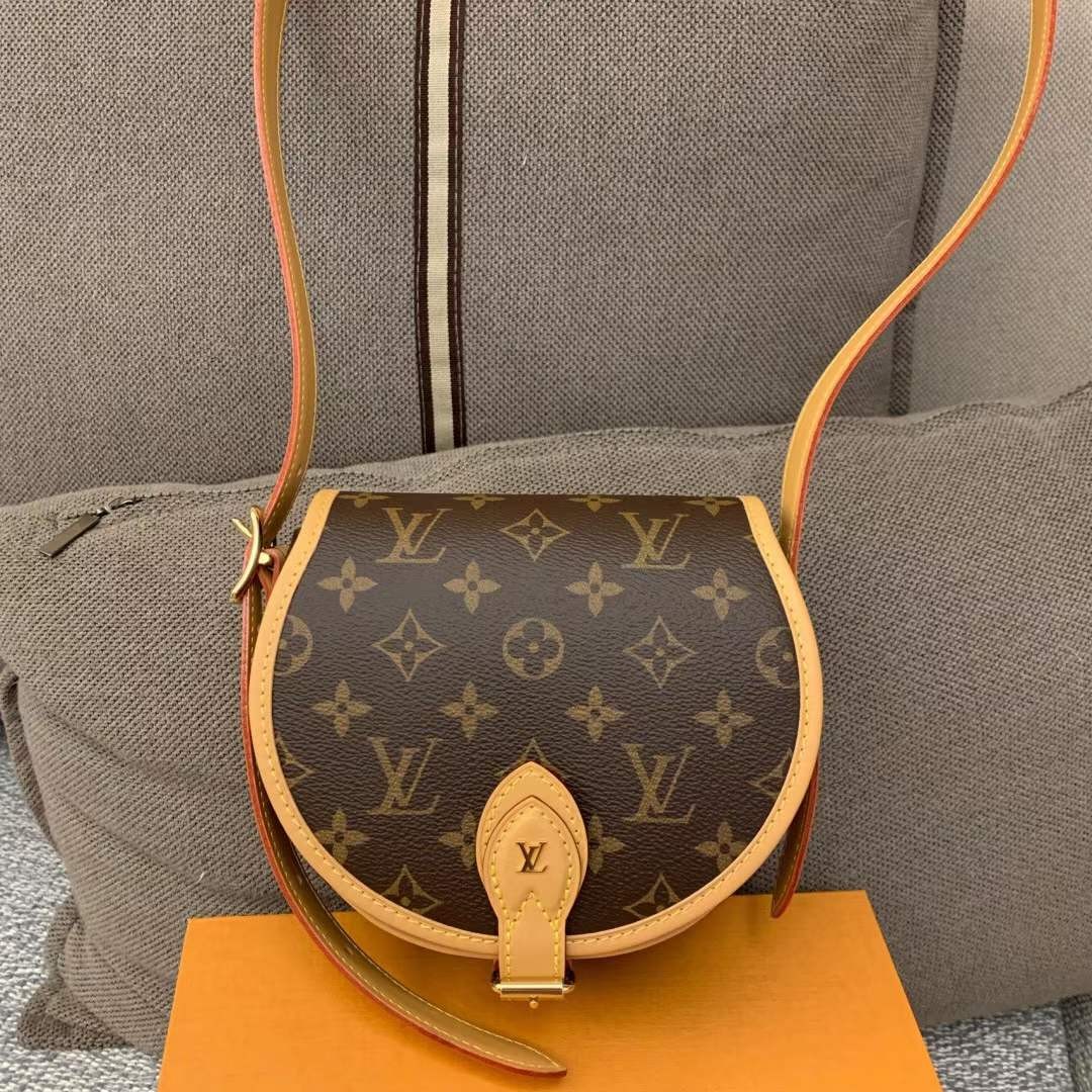 Louis Vuitton M44860 Tambourin Top Replica Handbags Customer’s photo (2022 Special)-Best Quality Fake designer Bag Review, Replica designer bag ru Louis Vuitton M44860 Tambourin Top Replica Handbags Customer’s photo (2022 Special)-Best Quality Fake designer Bag Review, Replica designer bag ru