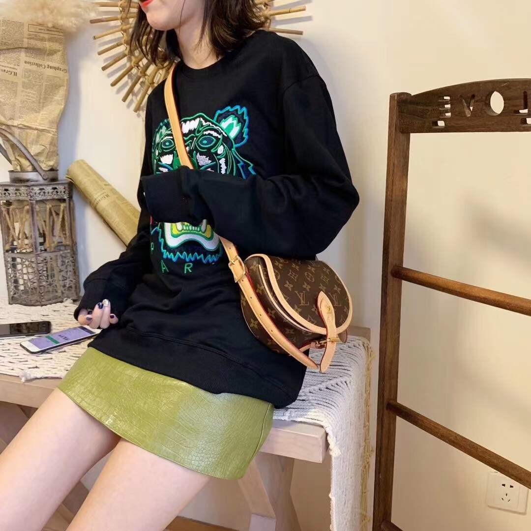 Louis Vuitton M44860 Tambourin Top Replica Handbag Top Result (2022 Edition)-Best Quality Fake designer Bag Review, Replica designer bag ru