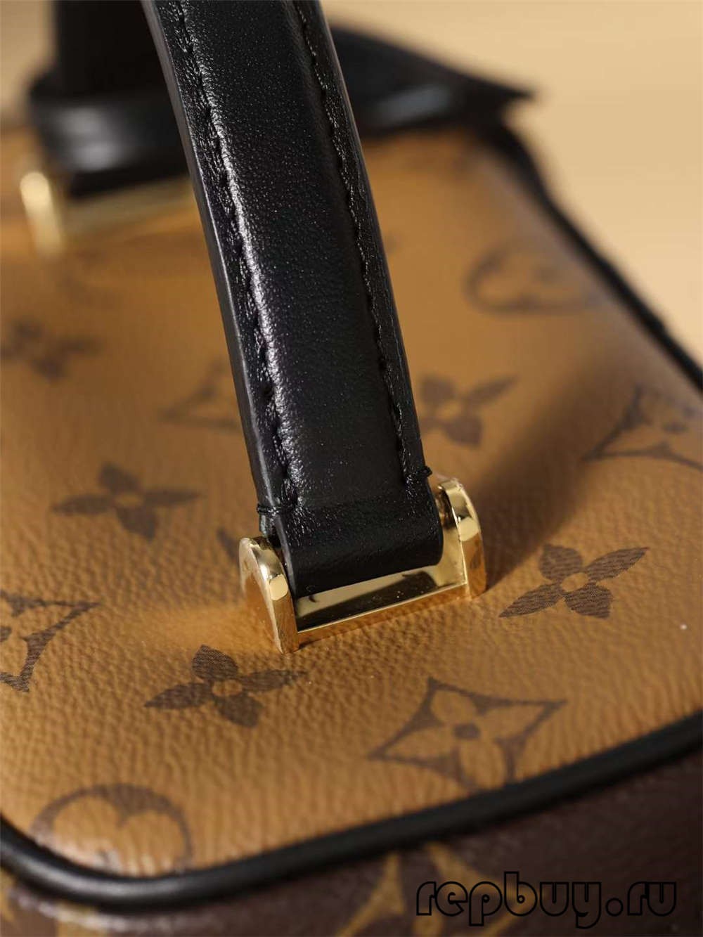 Louis Vuitton M45165 VANITY Small Top Replica Handbag Shoulder Strap and Closure Detail (2022 Latest)-Best Quality Fake designer Bag Review, Replica designer bag ru