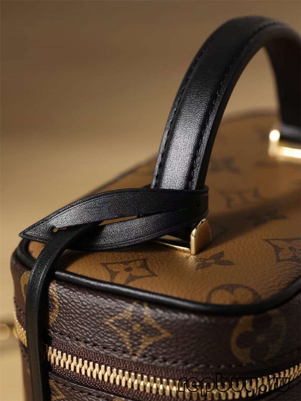 Louis Vuitton M45165 VANITY Small Top Replica Handbag Shoulder Strap and Closure Detail (2022 Latest)-Best Quality Fake designer Bag Review, Replica designer bag ru