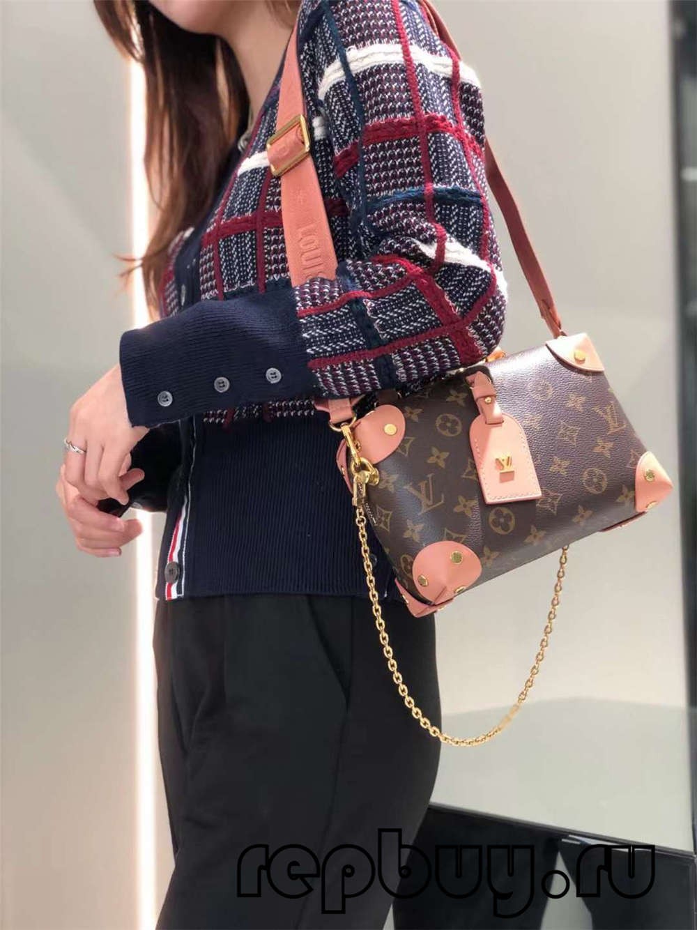 Louis Vuitton M45531 PETITE MALLE SOUPLE Pink 20cm Top Replica Bags Daily use effect (2022 Edition)-Best Quality Fake designer Bag Review, Replica designer bag ru