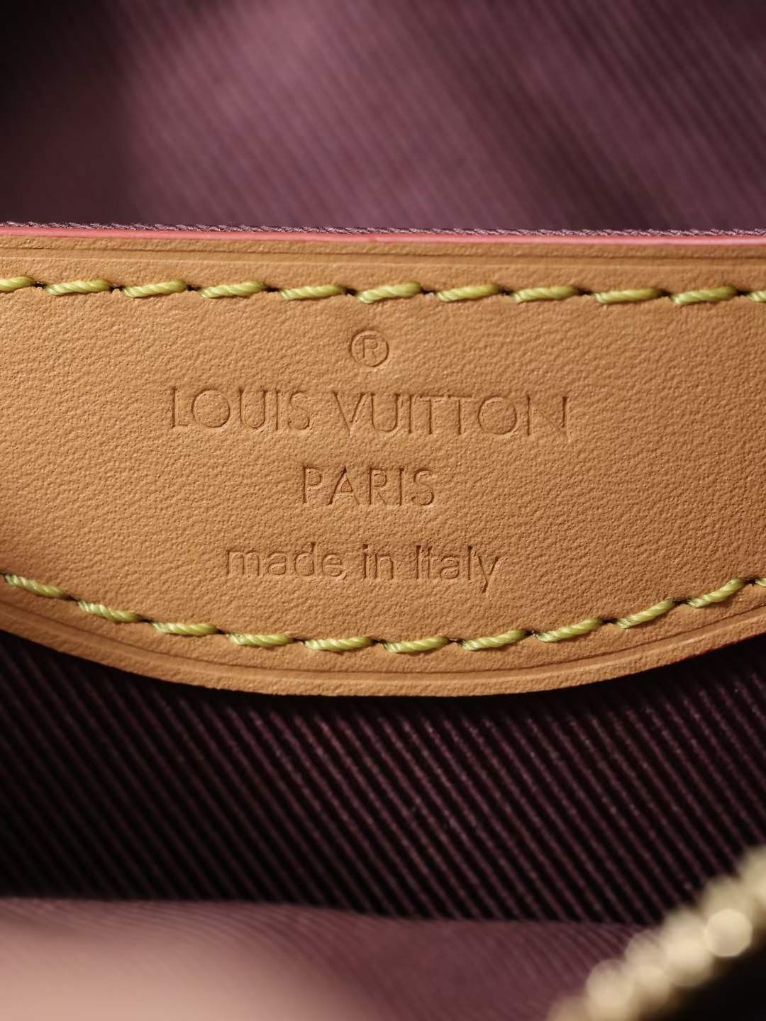 Louis Vuitton M45832 croissant with yellow leather Boulogne top replica handbags Logo engraved detail (2022 Updated)-Best Quality Fake designer Bag Review, Replica designer bag ru Louis Vuitton M45832 croissant with yellow leather Boulogne top replica handbags Logo engraved detail (2022 Updated)-Best Quality Fake designer Bag Review, Replica designer bag ru