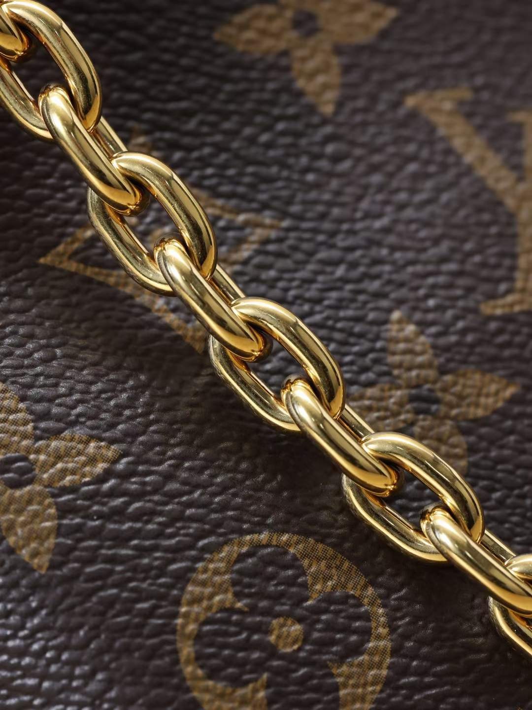 Louis Vuitton M45832 croissant with yellow leather Boulogne top replica handbags Leather and chain details (2022 Latest)-Best Quality Fake designer Bag Review, Replica designer bag ru Louis Vuitton M45832 croissant with yellow leather Boulogne top replica handbags Leather and chain details (2022 Latest)-Best Quality Fake designer Bag Review, Replica designer bag ru