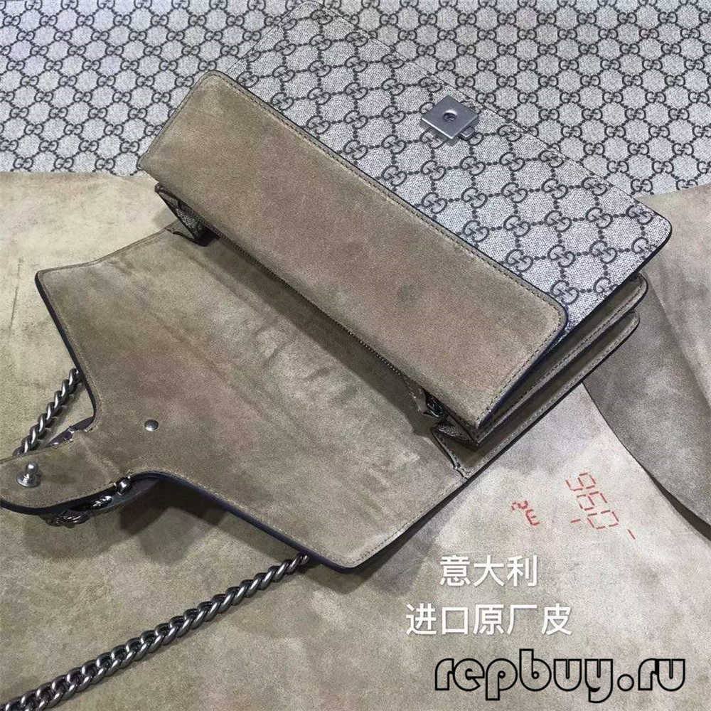 图片包含 游戏机
描述已自动生成