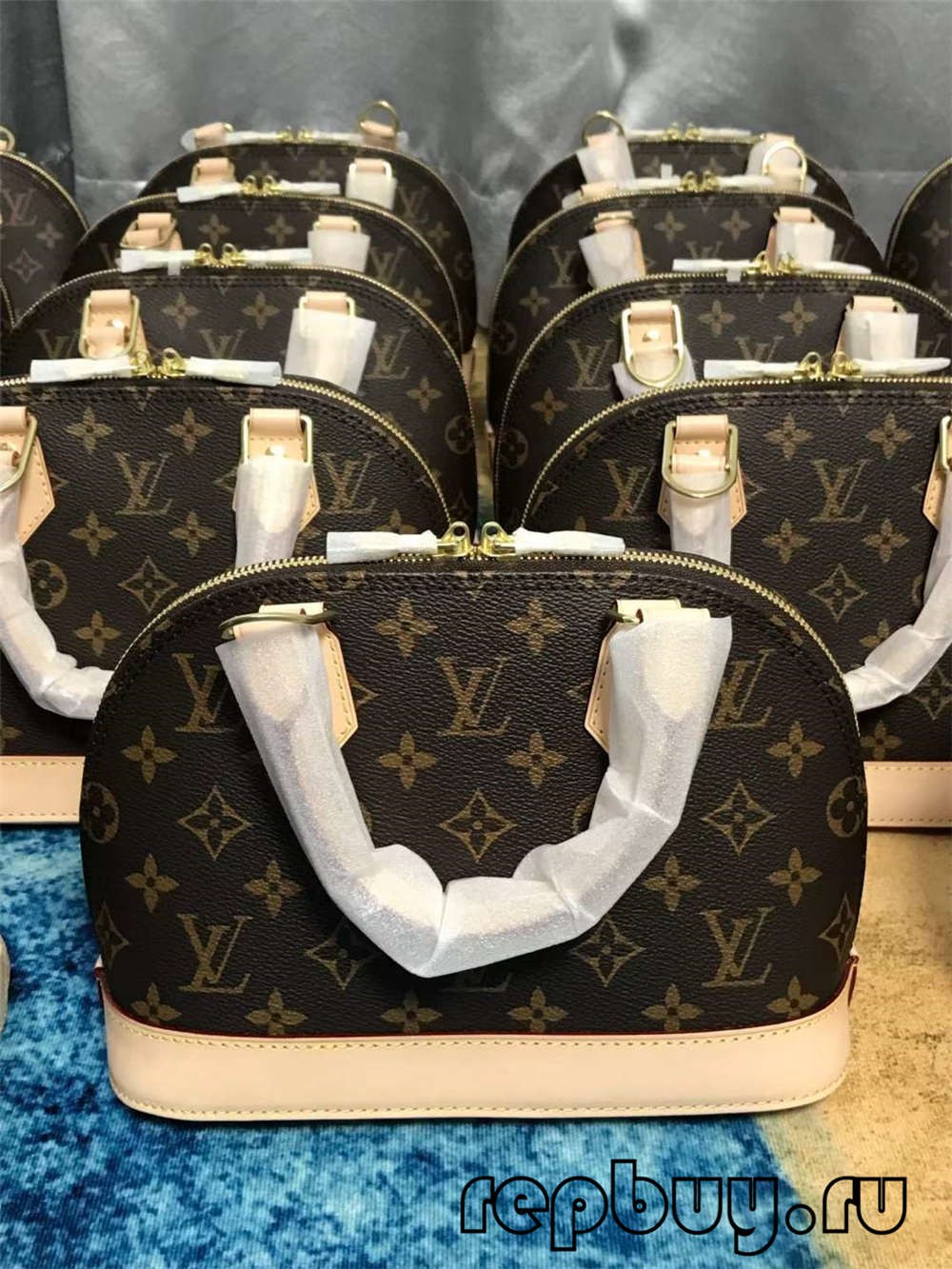 Louis Vuitton M53152 Alma BB top quality replica bags (2022 Latest)-Best Quality Fake designer Bag Review, Replica designer bag ru