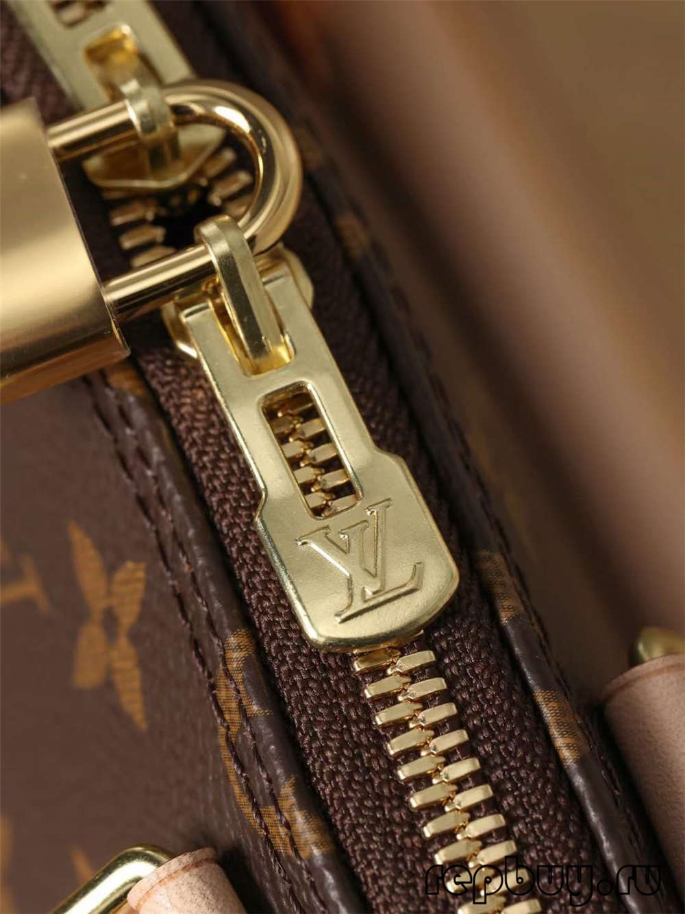 Louis Vuitton M53152 Alma BB top quality replica bags (2022 Latest)-Best Quality Fake designer Bag Review, Replica designer bag ru