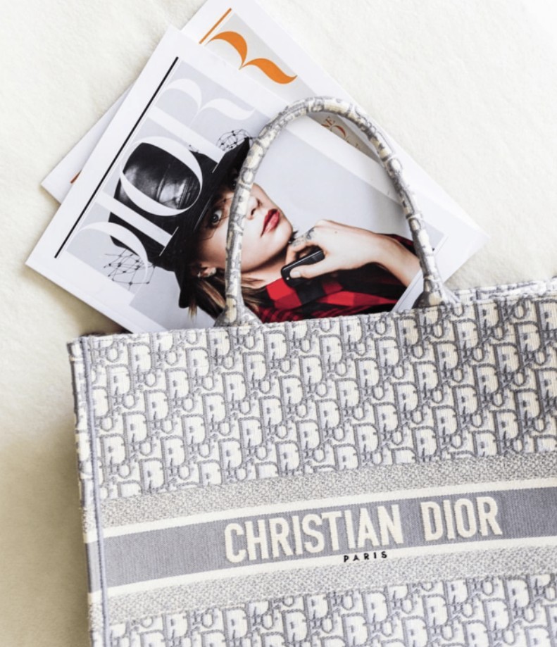 The most comprehensive Dior Book Tote introduction and replica bags buying advice (2022 update)-Best Quality Fake designer Bag Review, Replica designer bag ru The most comprehensive Dior Book Tote introduction and replica bags buying advice (2022 update)-Best Quality Fake designer Bag Review, Replica designer bag ru
