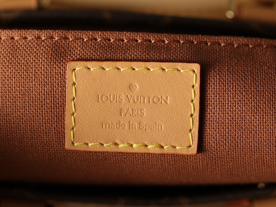 How good quality is a Shebag Louis Vuitton PETIT SAC PLAT bag(2023 udpated)-Best Quality Fake designer Bag Review, Replica designer bag ru How good quality is a Shebag Louis Vuitton PETIT SAC PLAT bag(2023 udpated)-Best Quality Fake designer Bag Review, Replica designer bag ru