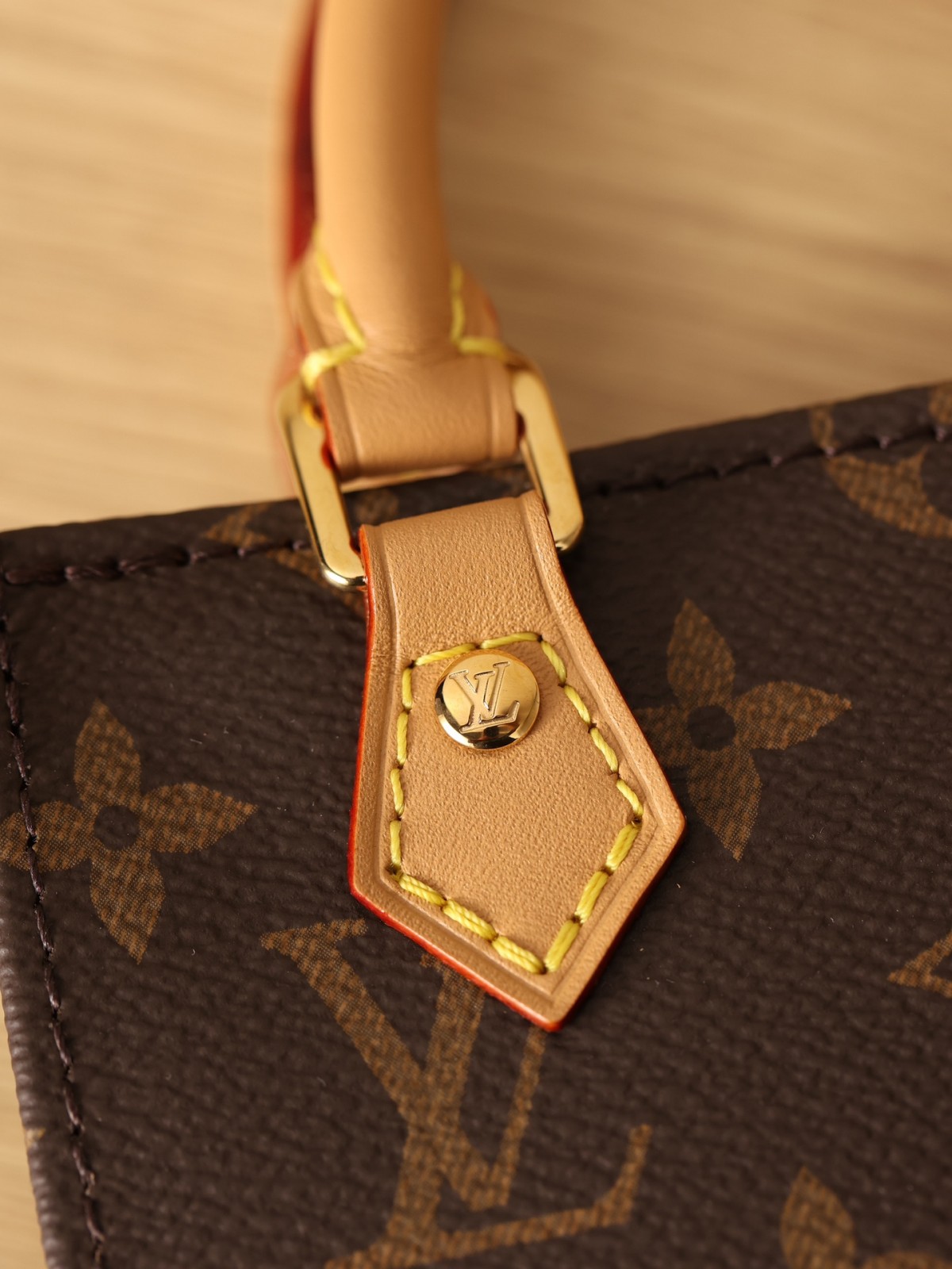 How good quality is a Shebag Louis Vuitton PETIT SAC PLAT bag(2023 udpated)-Best Quality Fake designer Bag Review, Replica designer bag ru How good quality is a Shebag Louis Vuitton PETIT SAC PLAT bag(2023 udpated)-Best Quality Fake designer Bag Review, Replica designer bag ru