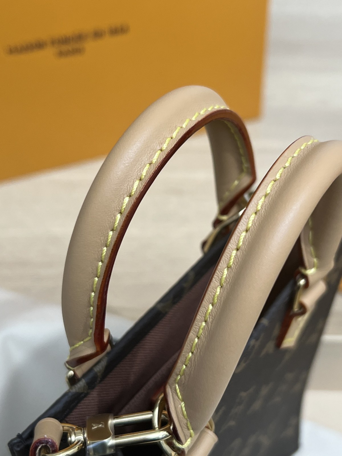 How good quality is a Shebag Louis Vuitton PETIT SAC PLAT bag(2023 udpated)-Best Quality Fake designer Bag Review, Replica designer bag ru How good quality is a Shebag Louis Vuitton PETIT SAC PLAT bag(2023 udpated)-Best Quality Fake designer Bag Review, Replica designer bag ru