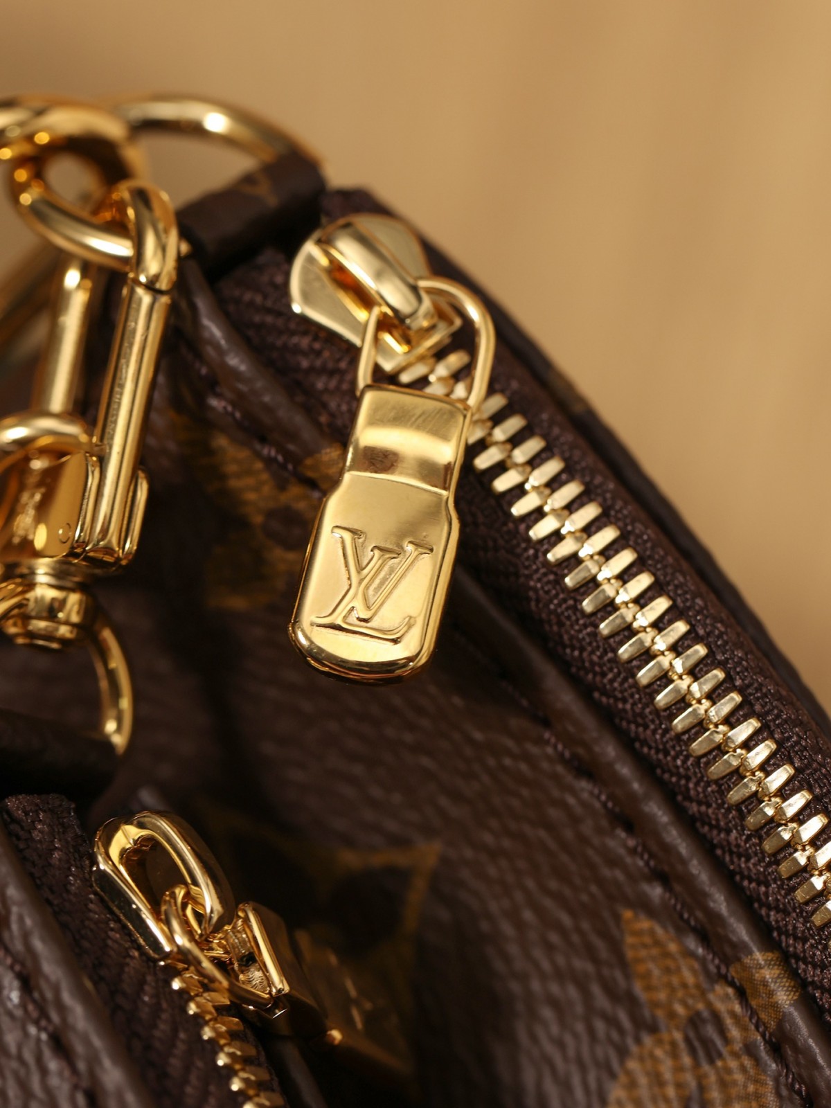 How good quality is a Shebag Louis Vuitton Multi Pochette bag? (2023 Week 42)-Best Quality Fake designer Bag Review, Replica designer bag ru How good quality is a Shebag Louis Vuitton Multi Pochette bag? (2023 Week 42)-Best Quality Fake designer Bag Review, Replica designer bag ru