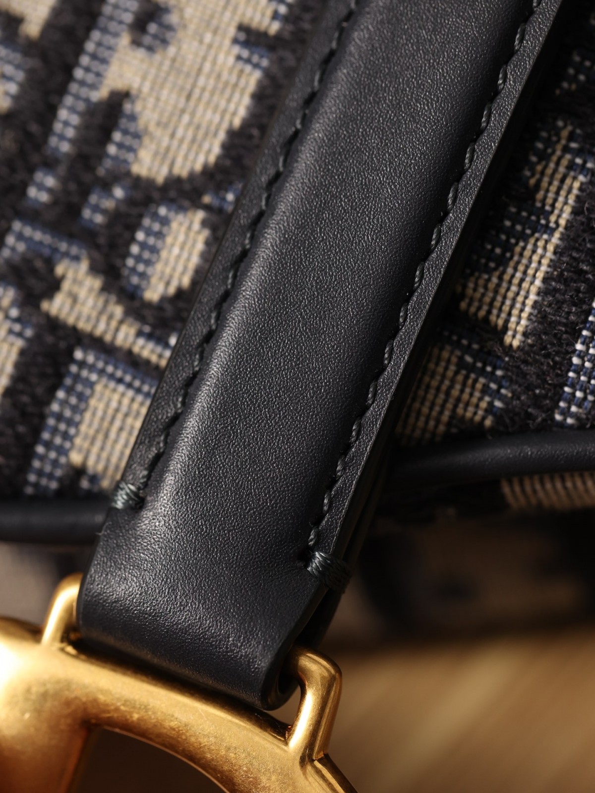 How good quality is a Shebag Dior Saddle bag and Montaigne 30 bag? (2023 Week 42)-Best Quality Fake designer Bag Review, Replica designer bag ru How good quality is a Shebag Dior Saddle bag and Montaigne 30 bag? (2023 Week 42)-Best Quality Fake designer Bag Review, Replica designer bag ru