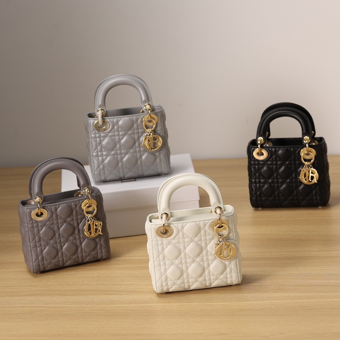 How good quality is a Shebag Lady Dior bag? (2023 Week 42)-Best Quality Fake designer Bag Review, Replica designer bag ru How good quality is a Shebag Lady Dior bag? (2023 Week 42)-Best Quality Fake designer Bag Review, Replica designer bag ru