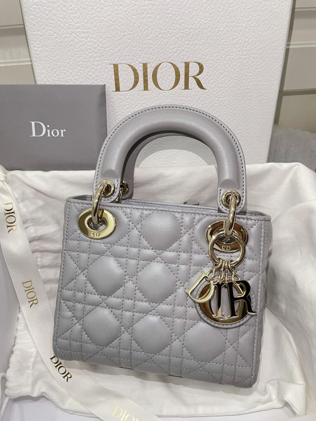 How good quality is a Shebag Lady Dior bag? (2023 Week 42)-Best Quality Fake designer Bag Review, Replica designer bag ru How good quality is a Shebag Lady Dior bag? (2023 Week 42)-Best Quality Fake designer Bag Review, Replica designer bag ru