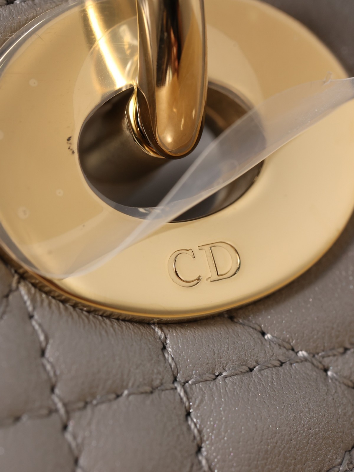 How good quality is a Shebag Lady Dior bag? (2023 Week 42)-Best Quality Fake designer Bag Review, Replica designer bag ru How good quality is a Shebag Lady Dior bag? (2023 Week 42)-Best Quality Fake designer Bag Review, Replica designer bag ru