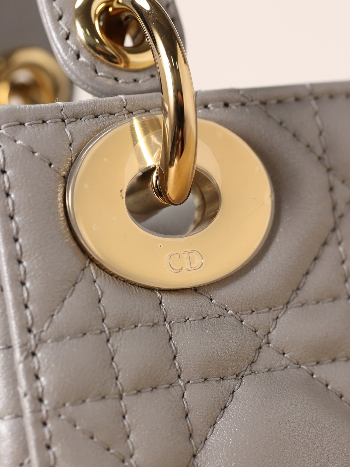 How good quality is a Shebag Lady Dior bag? (2023 Week 42)-Best Quality Fake designer Bag Review, Replica designer bag ru How good quality is a Shebag Lady Dior bag? (2023 Week 42)-Best Quality Fake designer Bag Review, Replica designer bag ru