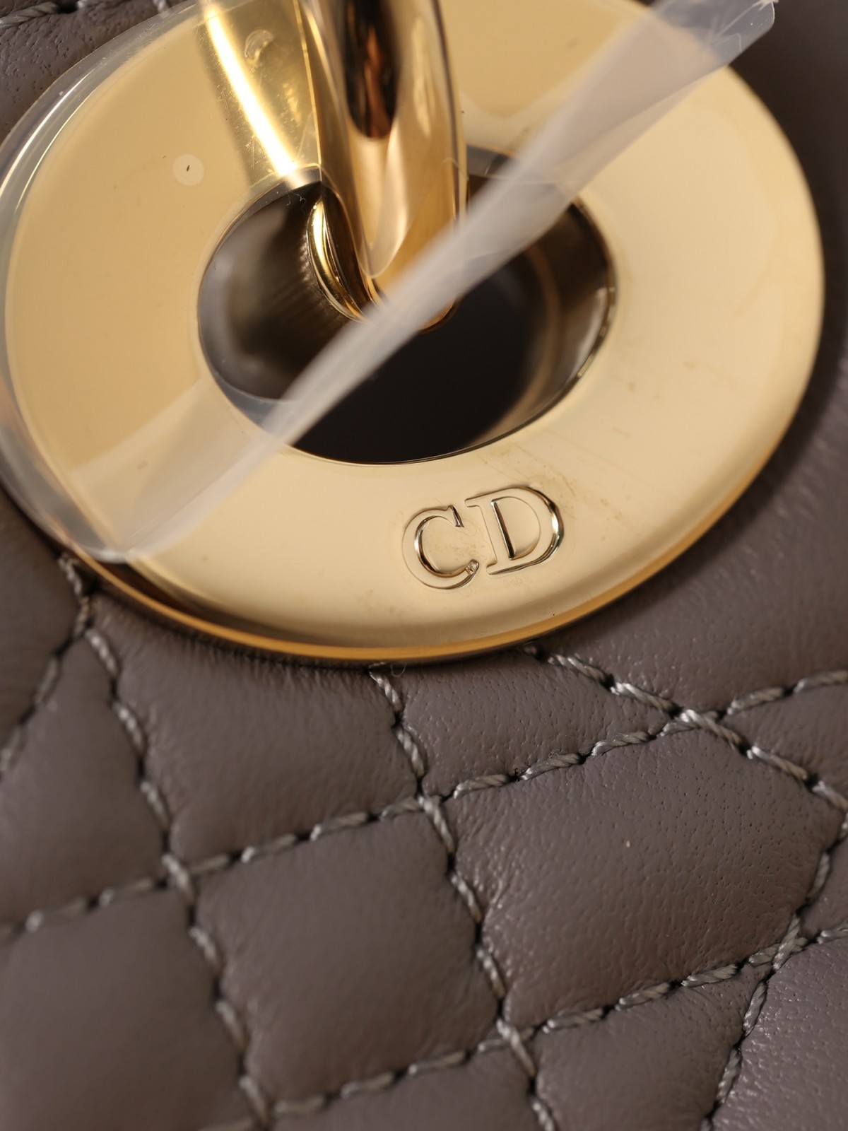 How good quality is a Shebag Lady Dior bag? (2023 Week 42)-Best Quality Fake designer Bag Review, Replica designer bag ru How good quality is a Shebag Lady Dior bag? (2023 Week 42)-Best Quality Fake designer Bag Review, Replica designer bag ru